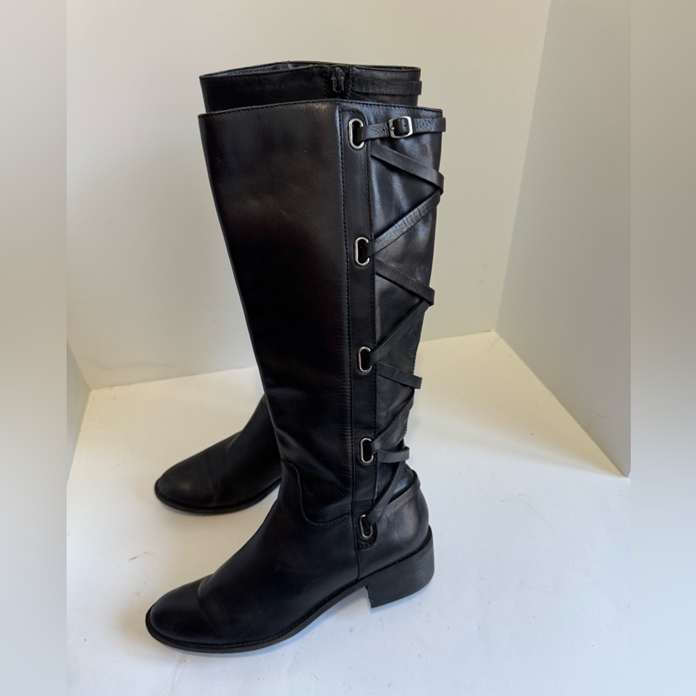 BCBG Generation Black Leather Janiss boots. Size 8.5